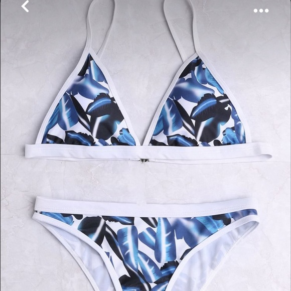 Blue pattern bikini - Picture 2 of 3